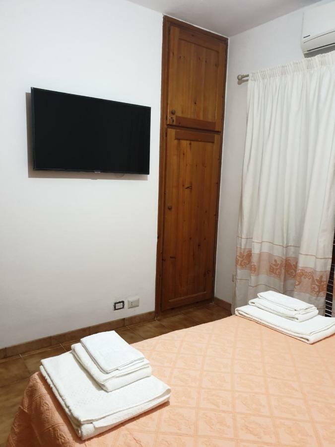 Jacob Guesthouse Olbia Ngoại thất bức ảnh